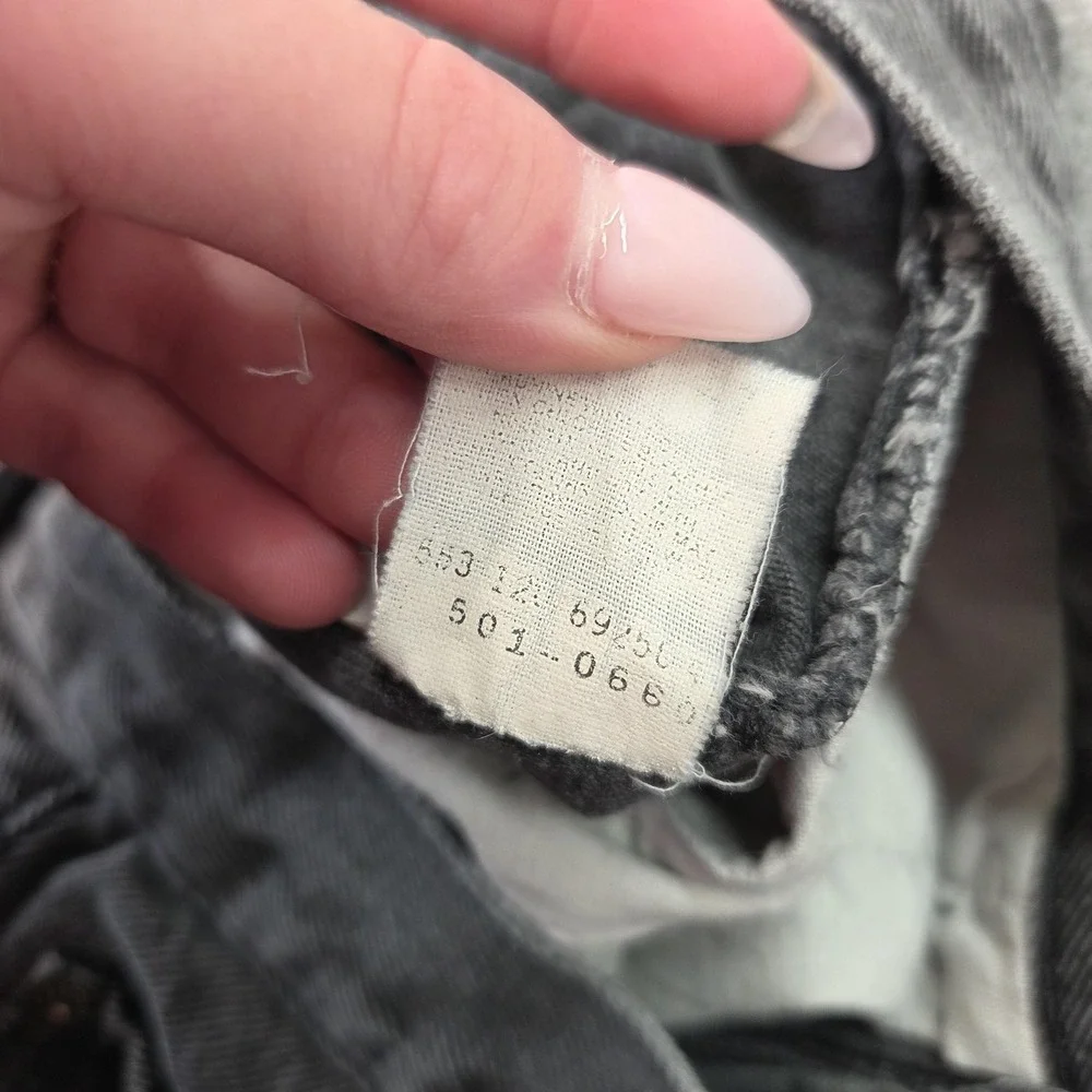 Vintage Levis 501 Jeans Mens Gray Straight Button Fly Faded 90s Fits 28x29